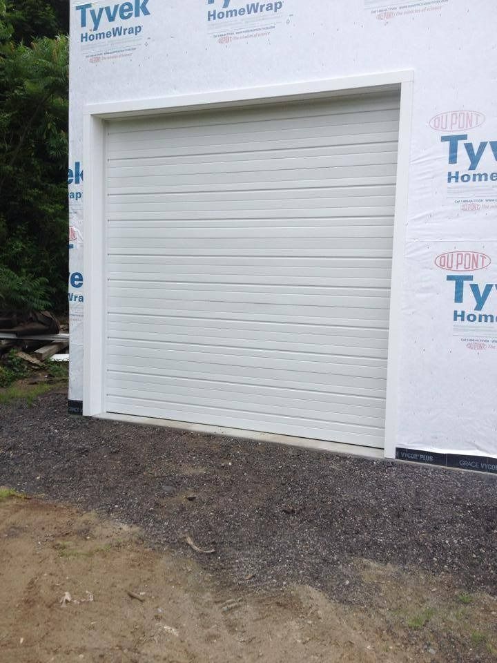 Commercial garage door