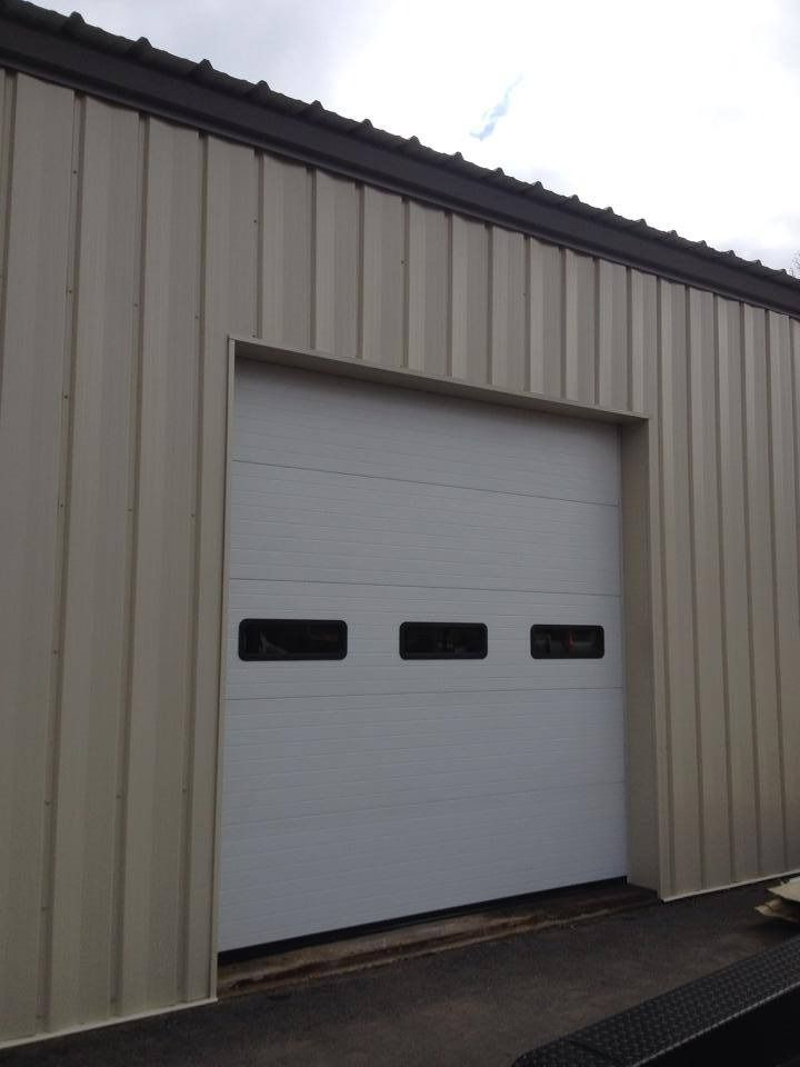 Commercial garage door