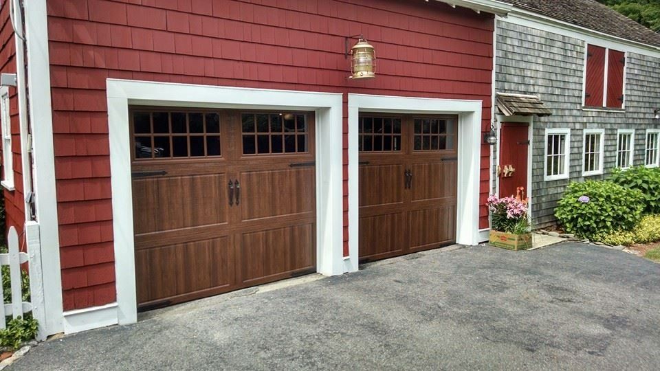 Residential garage doors