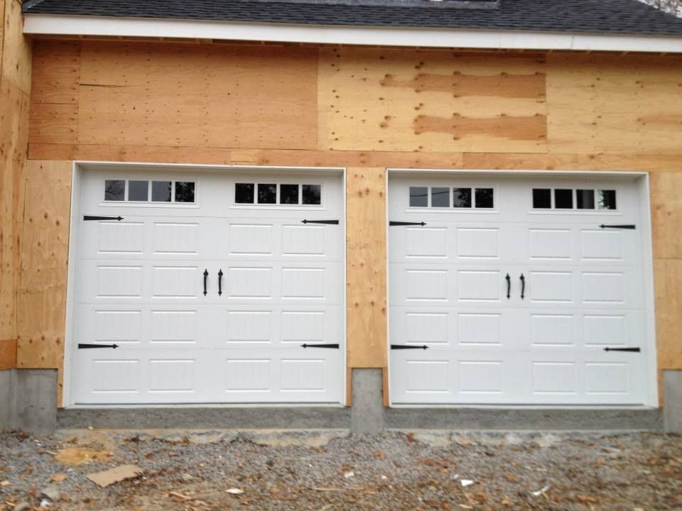 Residential garage doors
