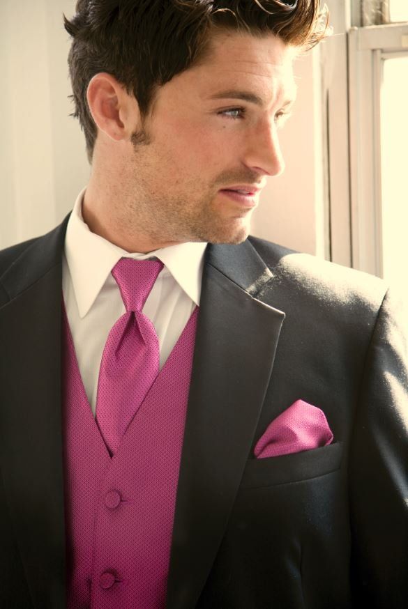 dark pink necktie