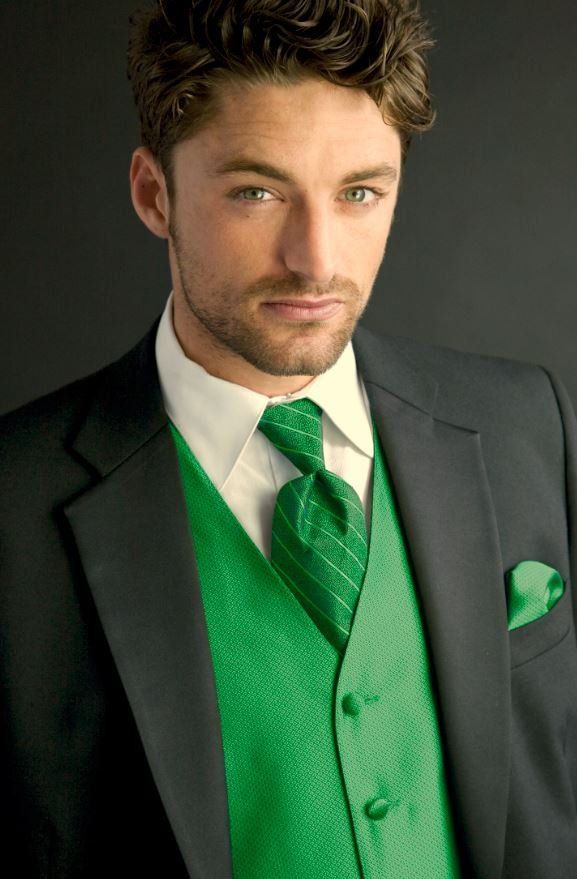 emerald green necktie