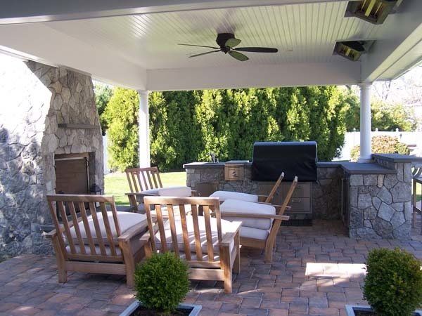 Outdoor Kitchens