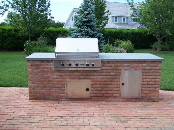 Outdoor Kitchens