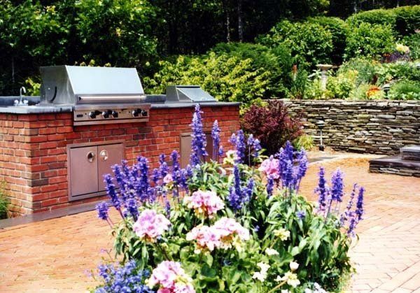 Outdoor Kitchens