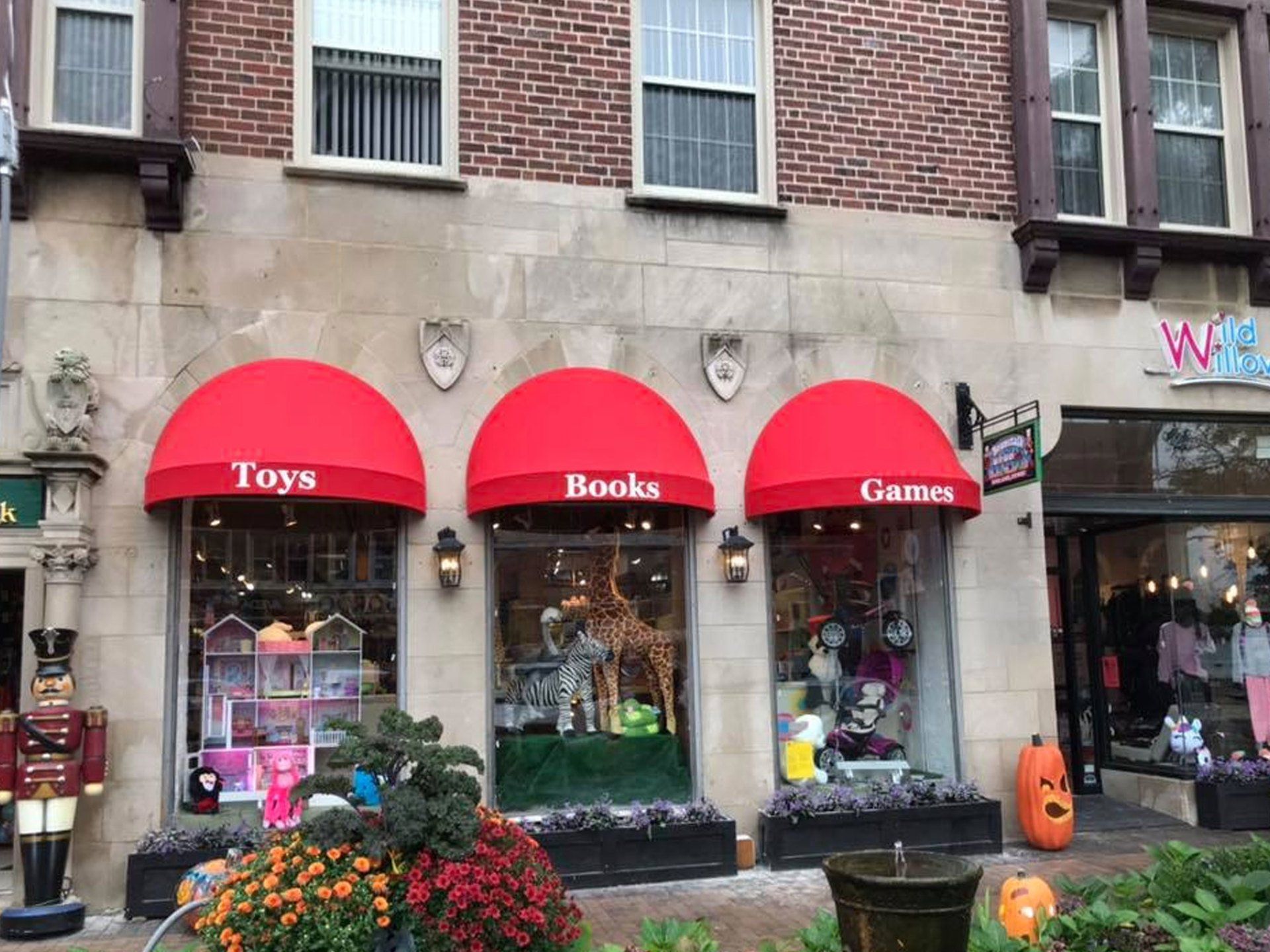 Residential and Commercial Awnings and Canopies