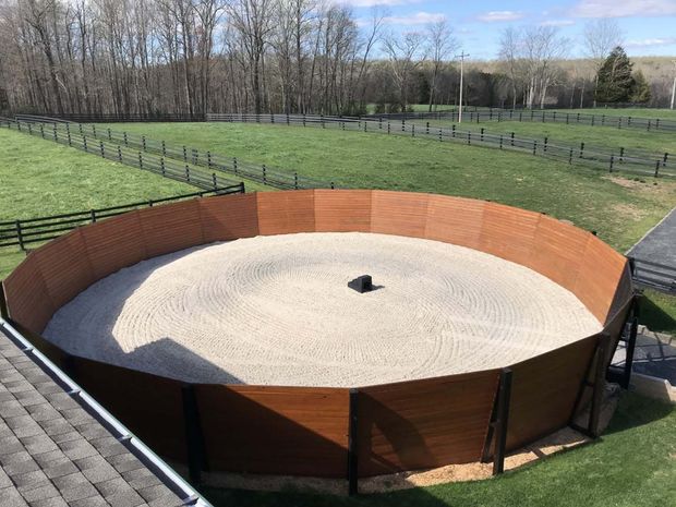Horse pen