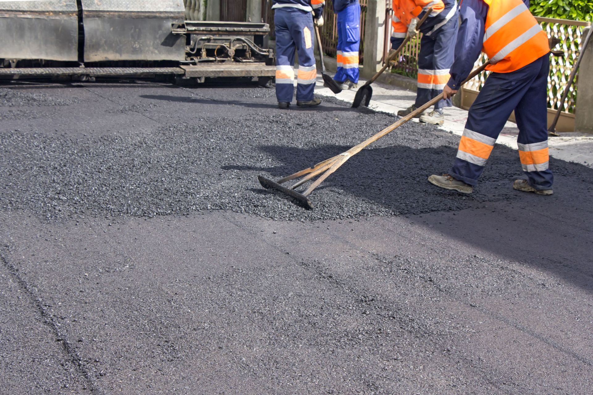 asphalt repair company