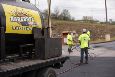 Sealcoating job 01