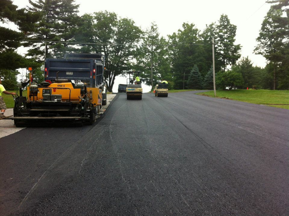 Asphalt paving services