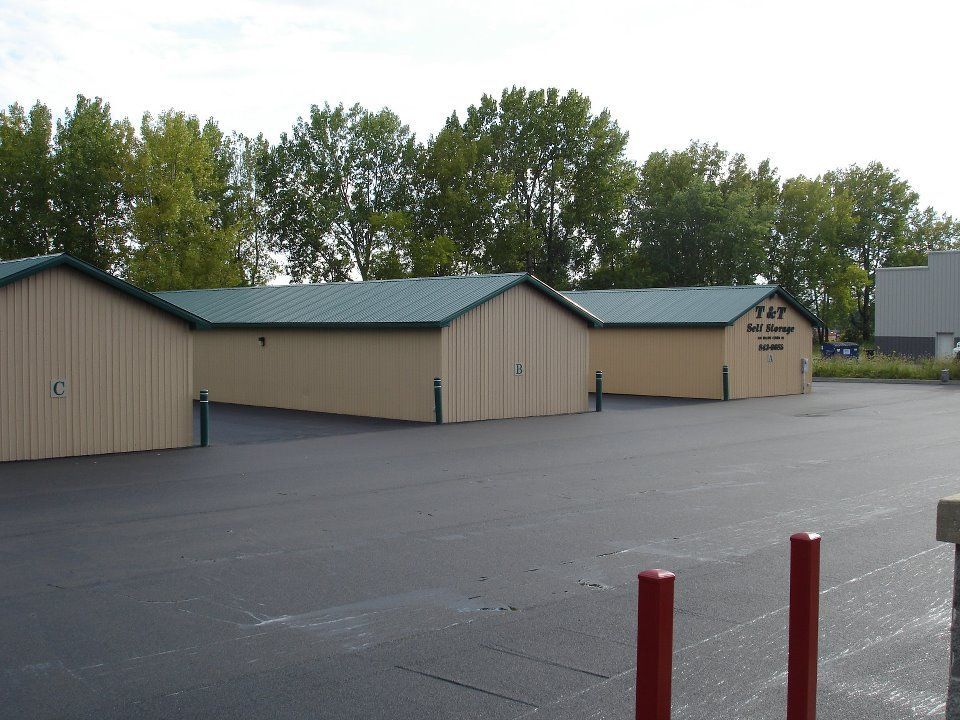 Asphalt paving services