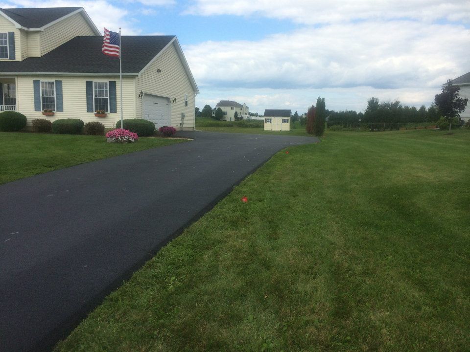 Asphalt paving services
