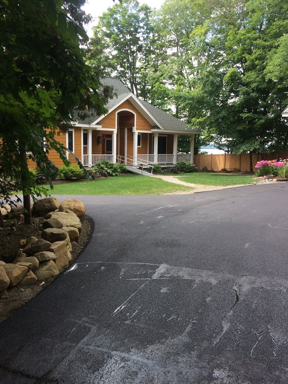 Asphalt paving services