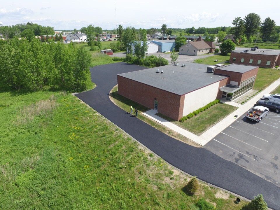 Asphalt paving services