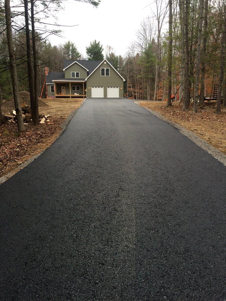 Asphalt paving services