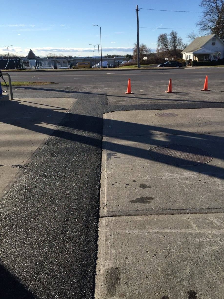 Asphalt paving services