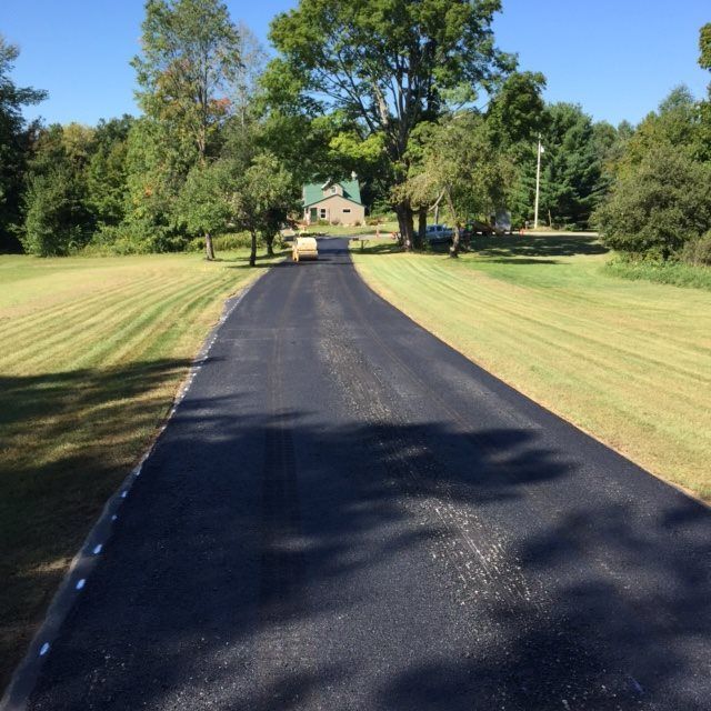 Asphalt paving services