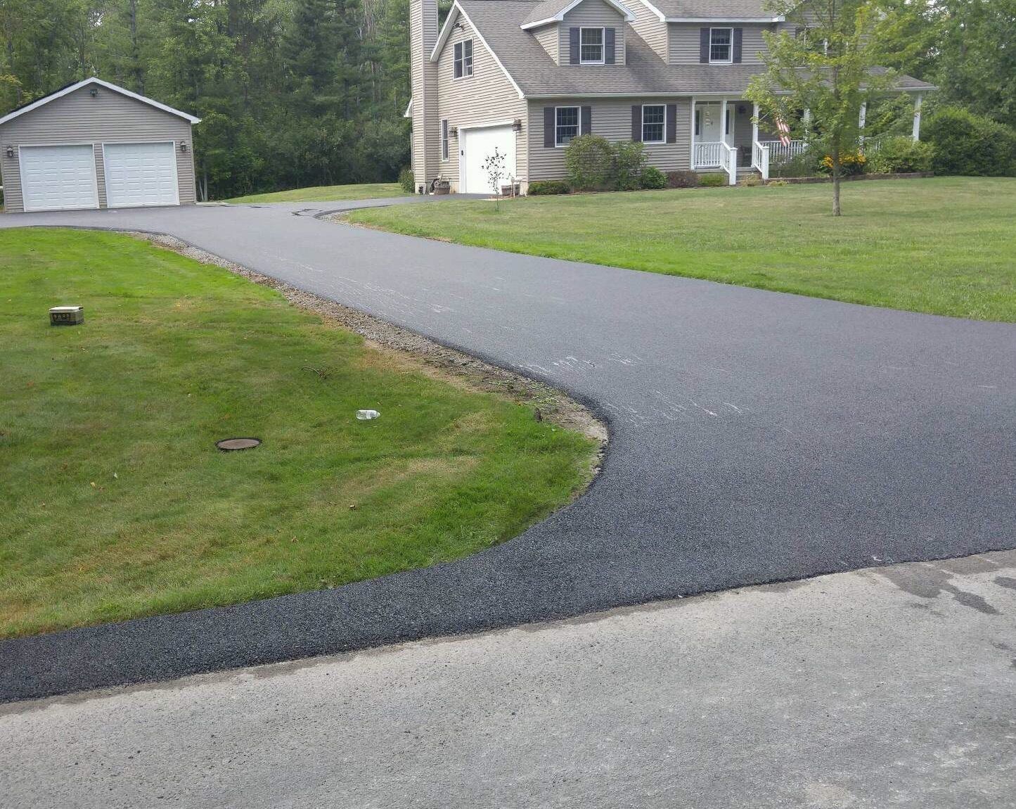 Asphalt paving services