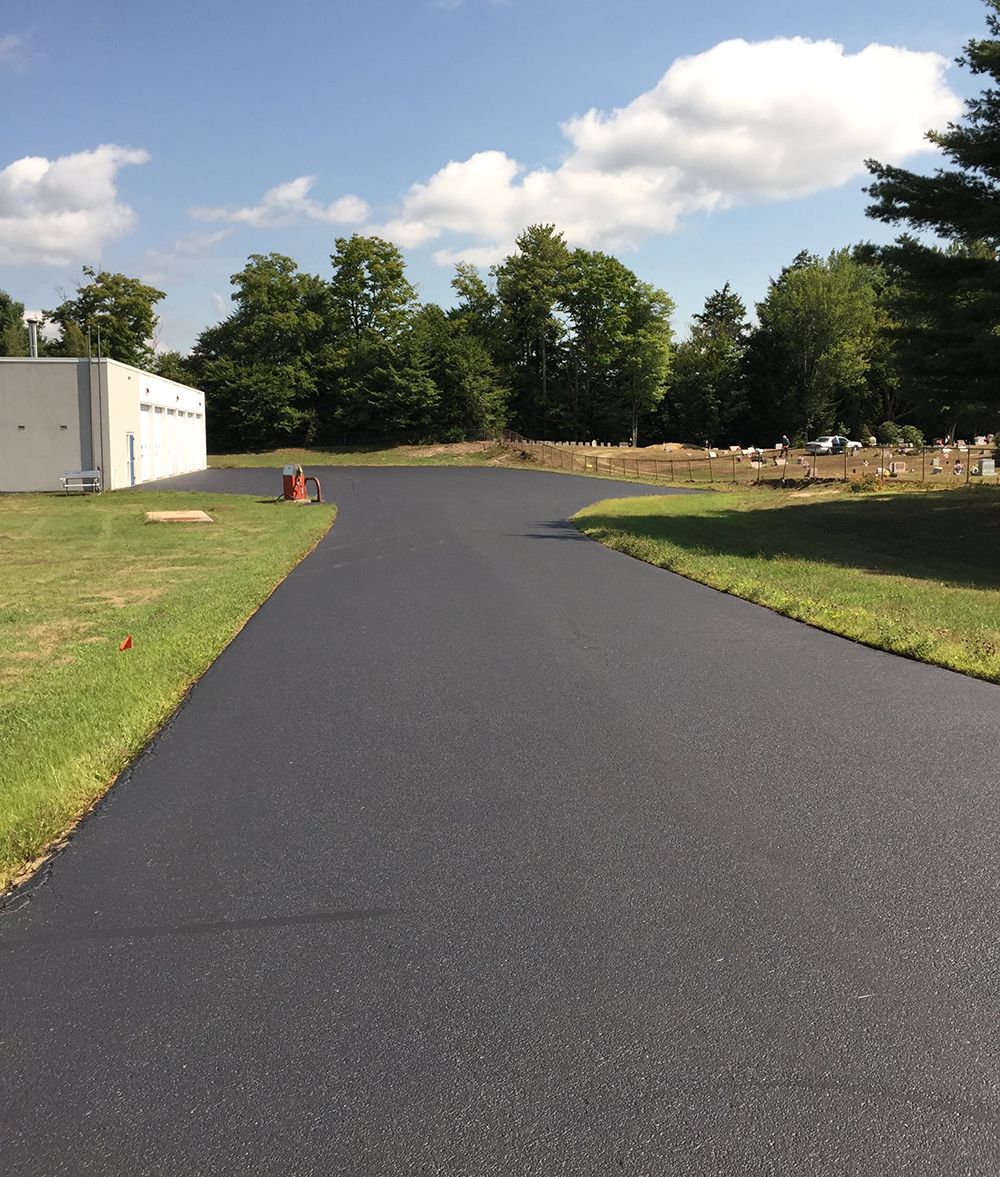 Asphalt paving services