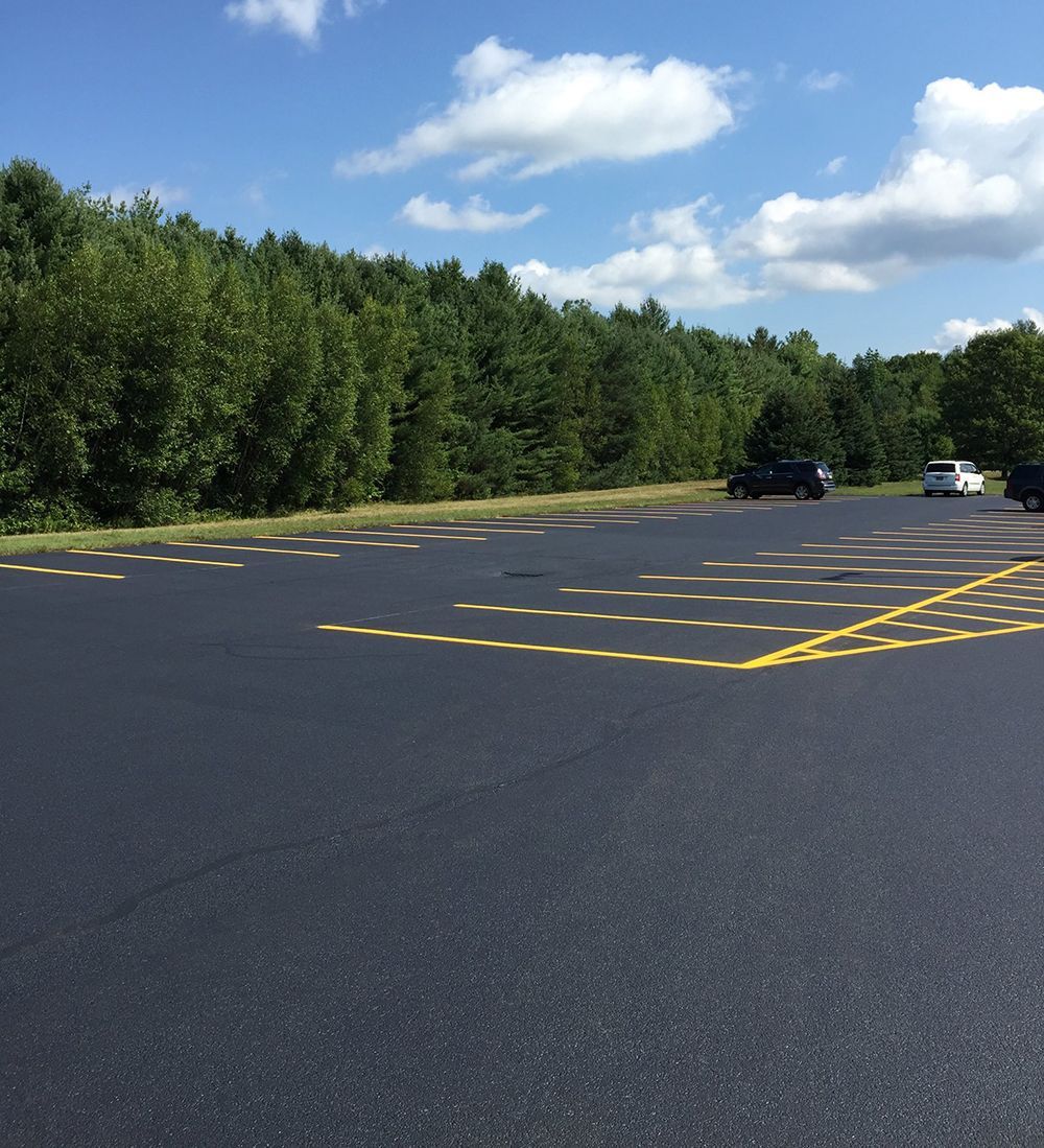 Asphalt paving services
