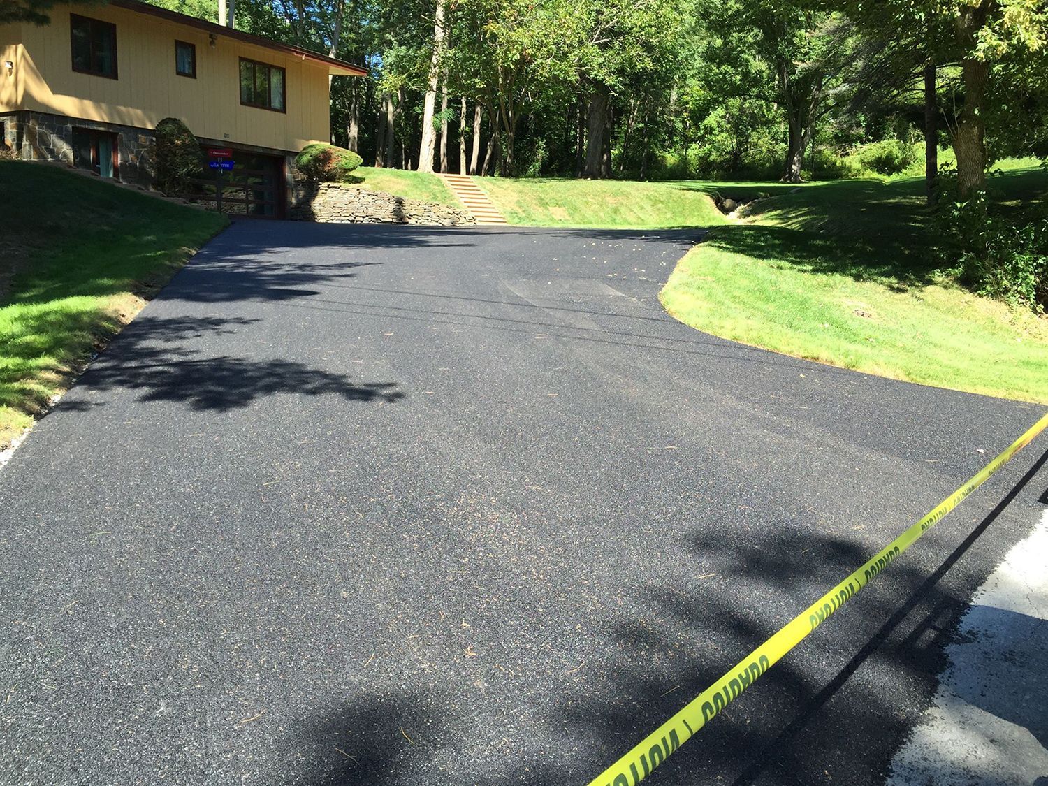 Asphalt paving services