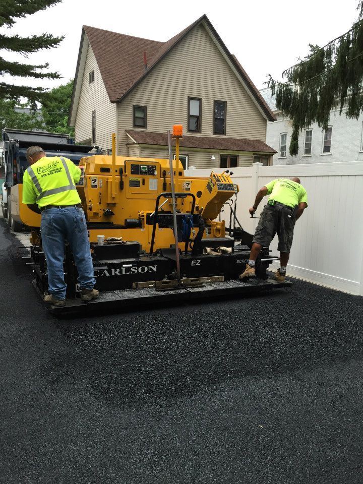 Asphalt paving services