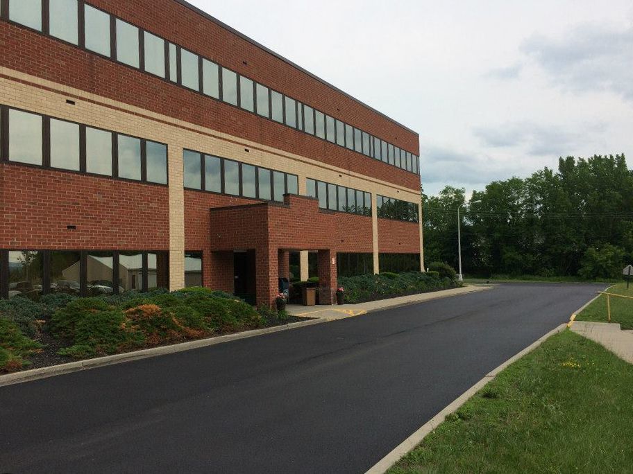 Asphalt paving services