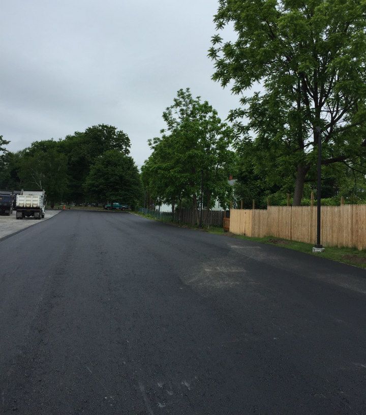 Asphalt paving services