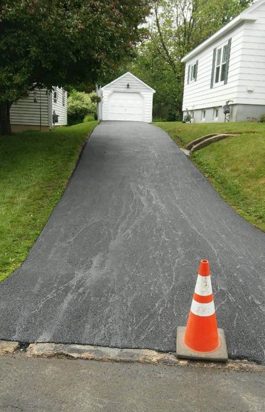 Asphalt paving services