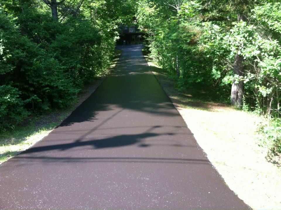 Asphalt paving services