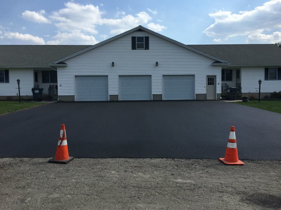 Asphalt paving services