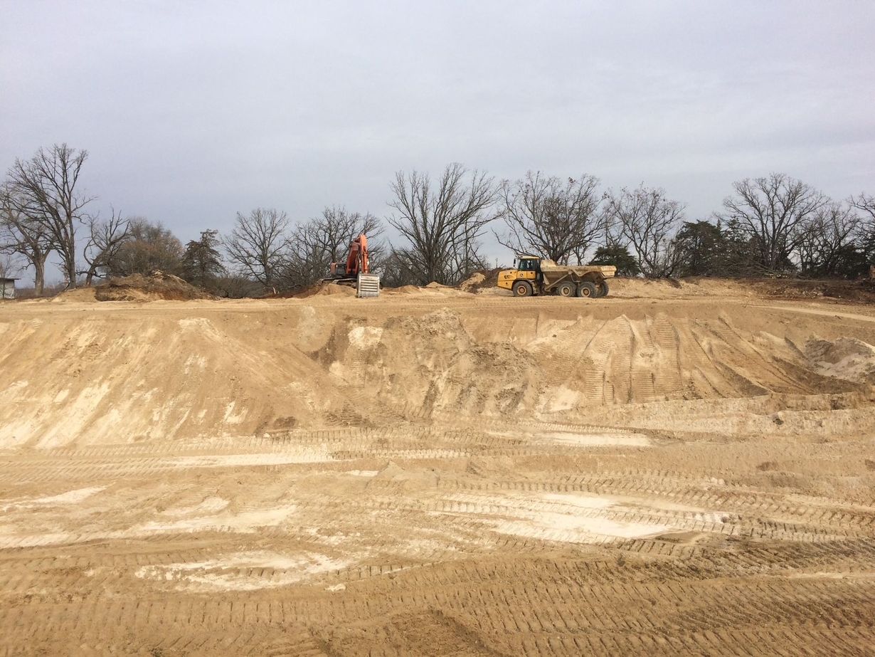 Kinas Excavating Inc