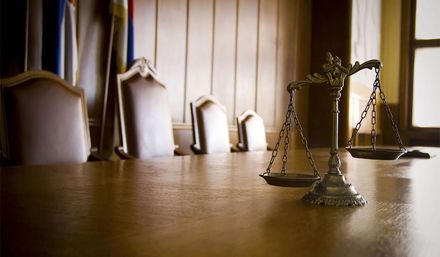 Hand Cuffs with Gavel