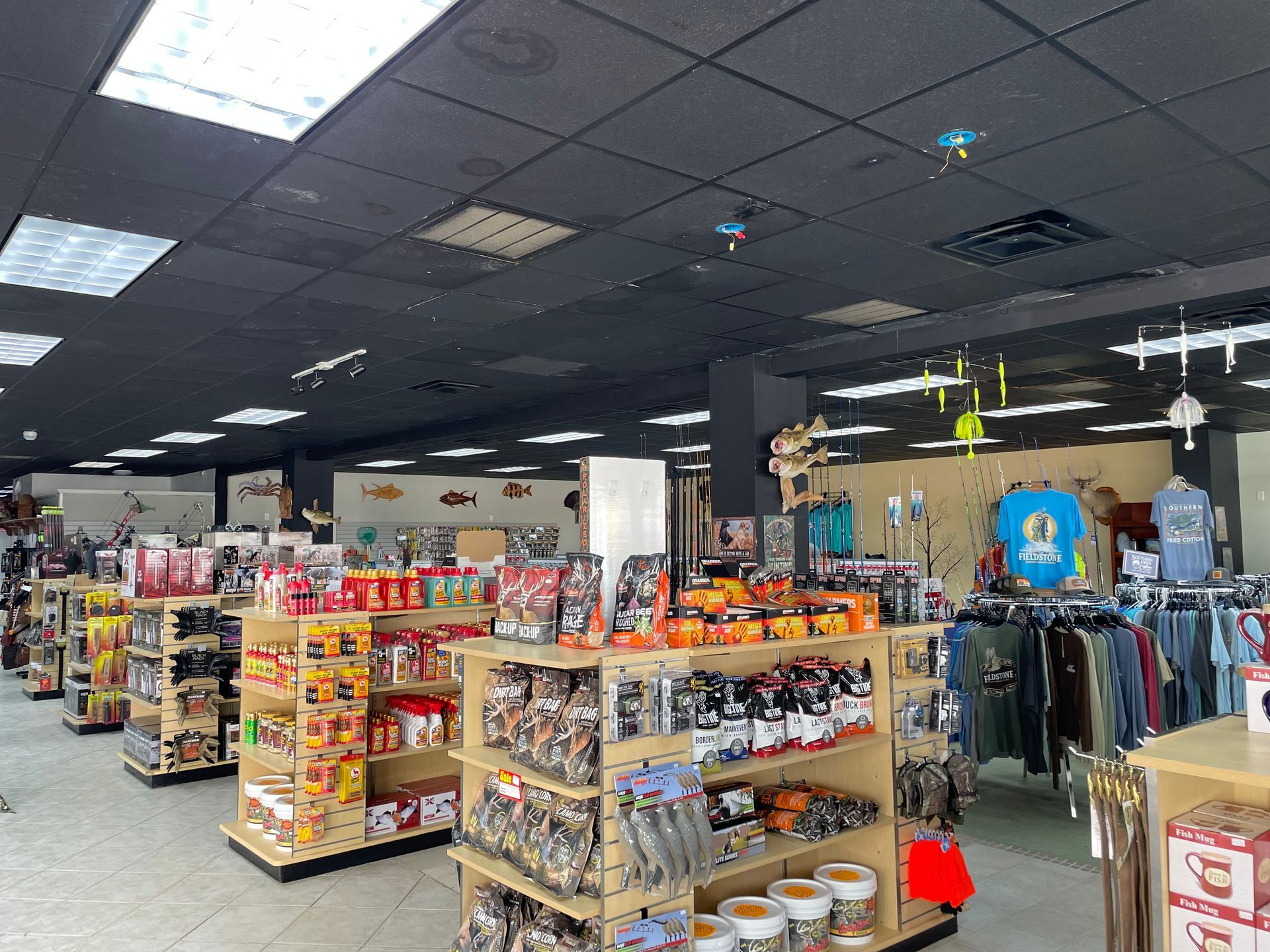 A large store filled with shelves filled with lots of items.