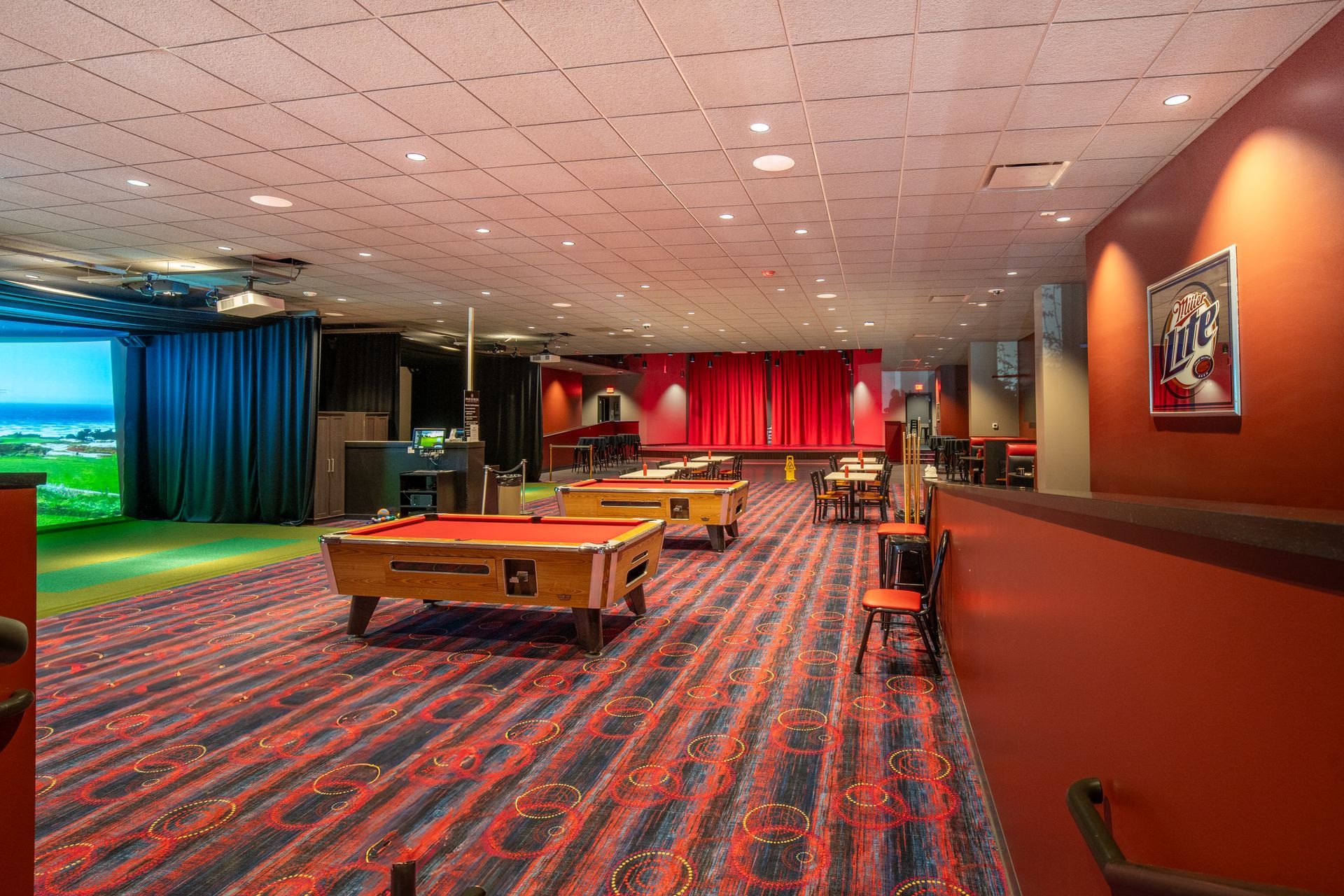 High-Definition golf simulators