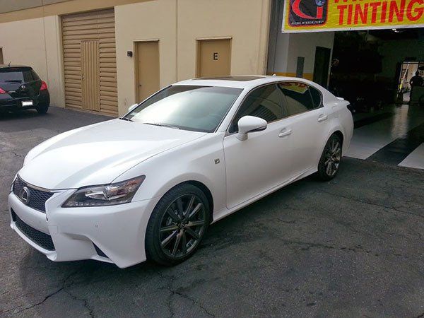 Valdez Auto Glass & Window Tinting