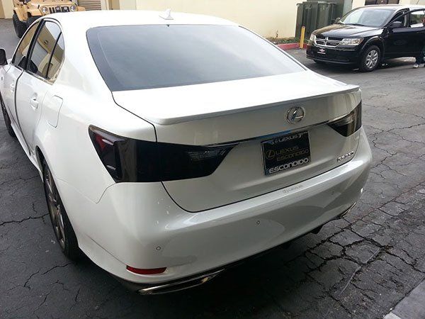 Valdez Auto Glass & Window Tinting