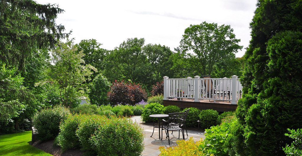 Contemporary Deck and Patioscape, Central Westchester