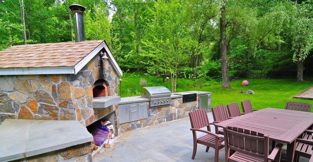 European Outdoor Kitchen Experience, Bedford, NY