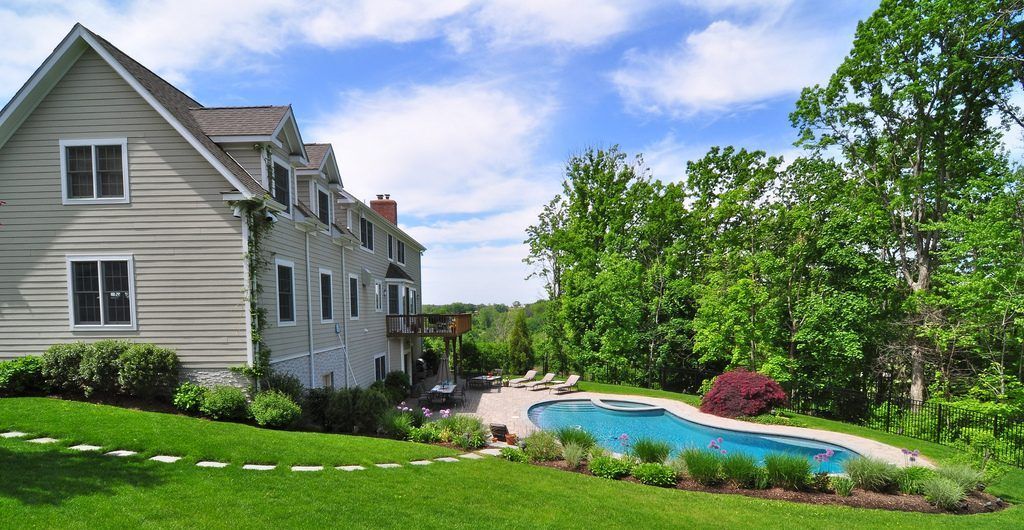 Contemporary Architectural Poolscape, Hudson River Valley, NY