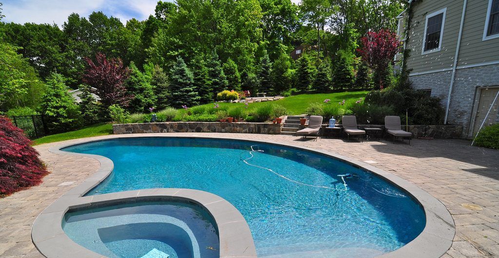 Contemporary Architectural Poolscape, Hudson River Valley, NY