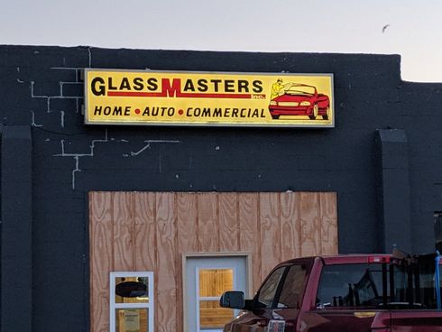 Auto glass service