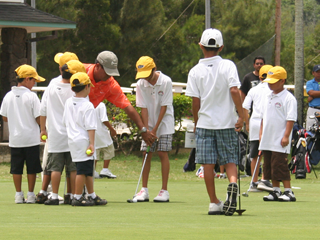 ACDC_SCR_putting_include on photo gallery page