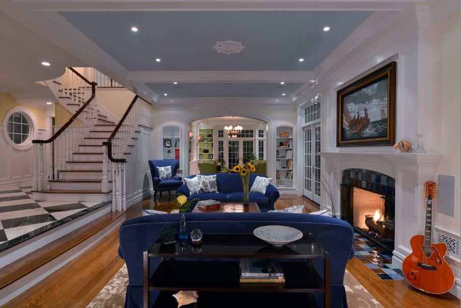 Poquott on Port Jefferson Harbor - Living Area