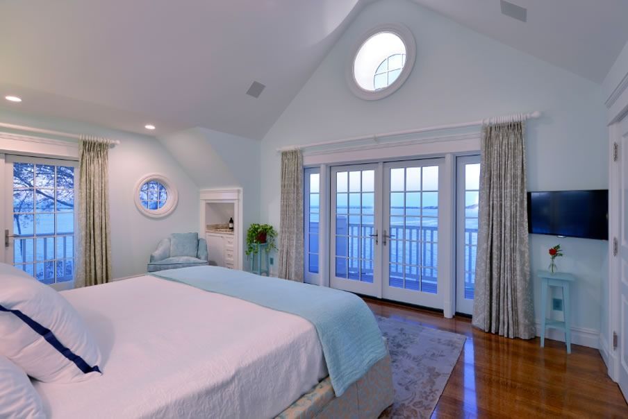 Poquott on Port Jefferson Harbor - Bedroom