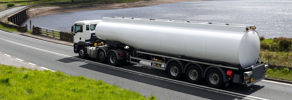 Fuel tanker