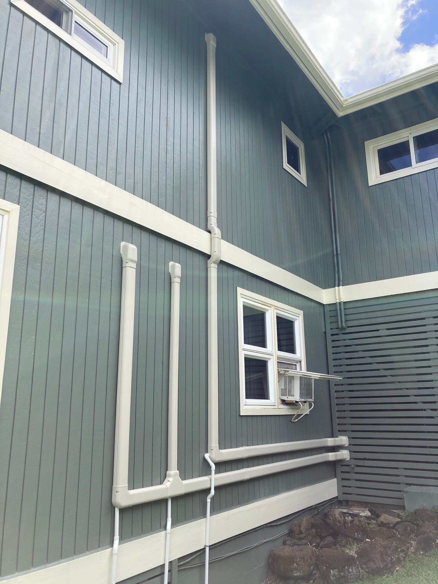 Air conditioner outdoor unit