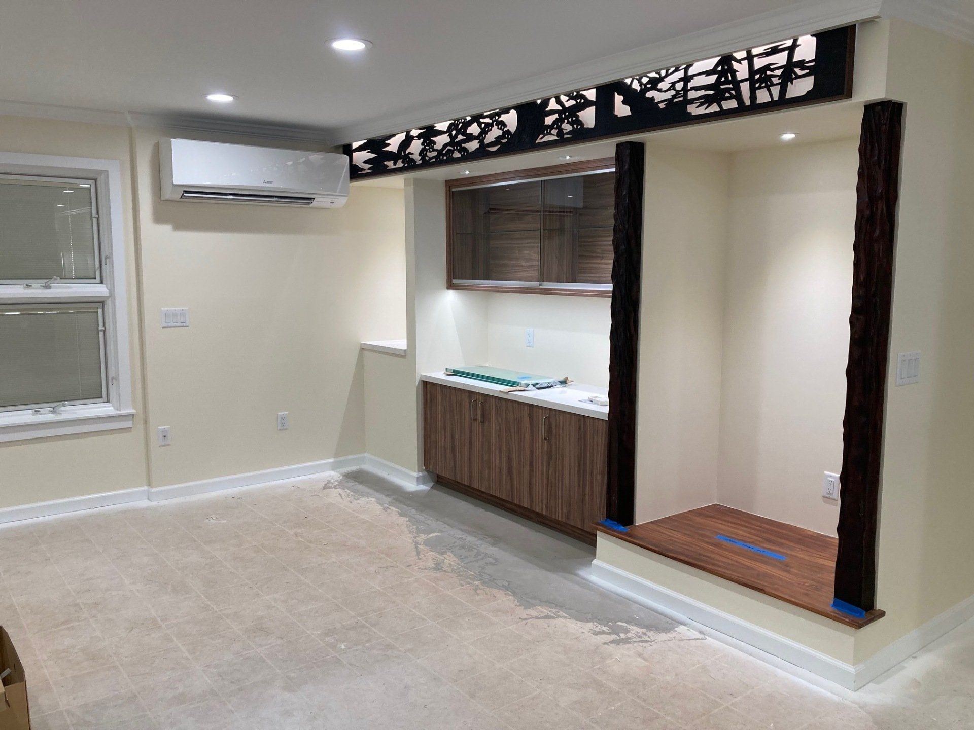 Wall-mounted air conditioner