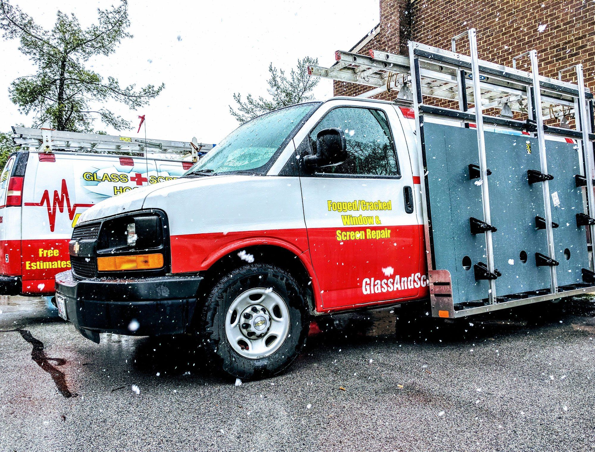 Glass + Screen Hospital Repair and Replacement Middle River