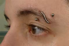 eyebrow